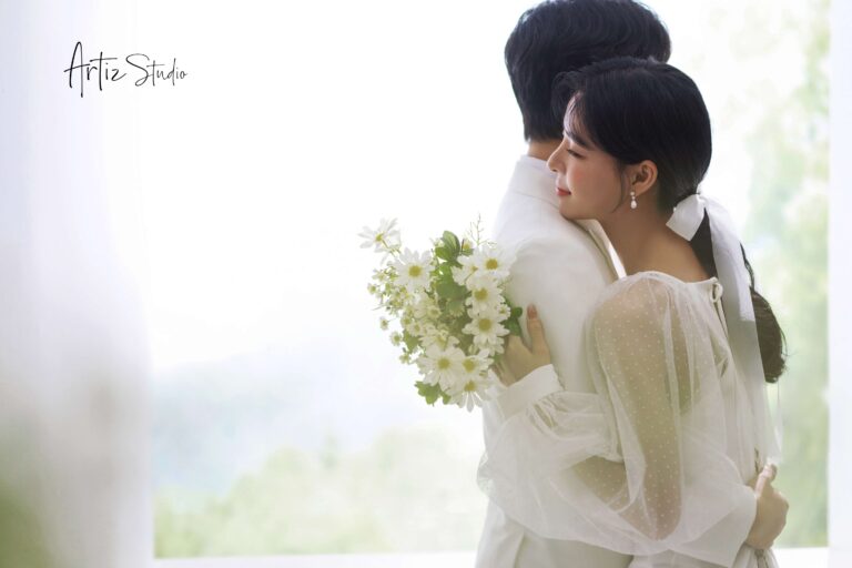 1 220G31249533b 768x512